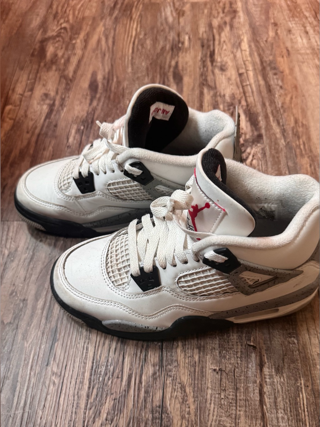 Air Jordan Retro 4 White Cement